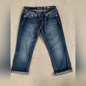 Miss Me size 30 Signature Capris